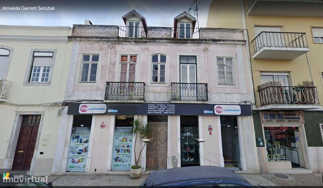 Prédio com 370m2 no Bairro Salgado para remodelação total - Grande imagem: 3/53