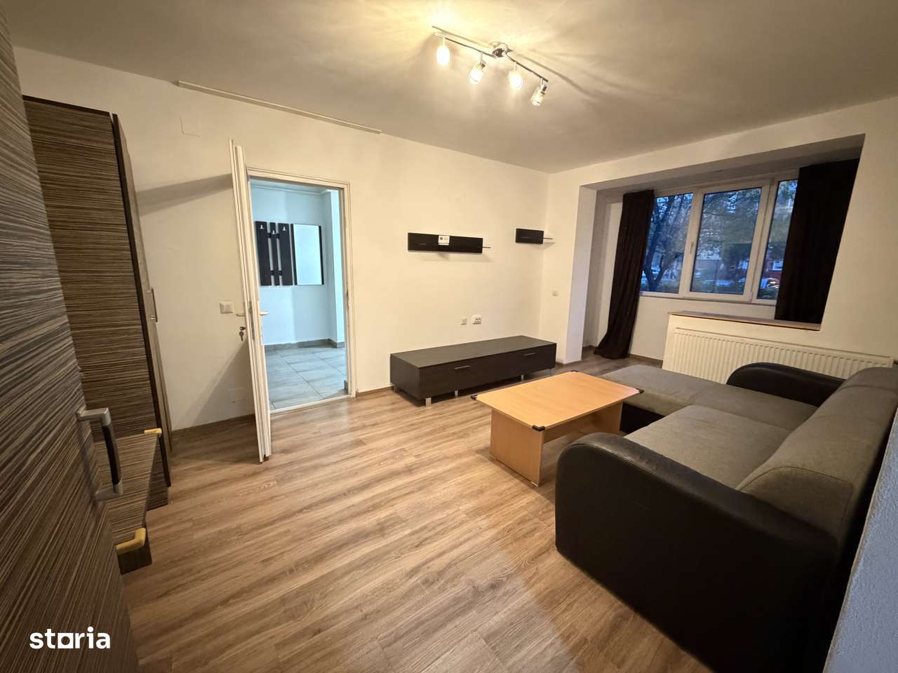 Apartament 2 camere “la cheie “ zona Micro 4(școala nr 2)-4