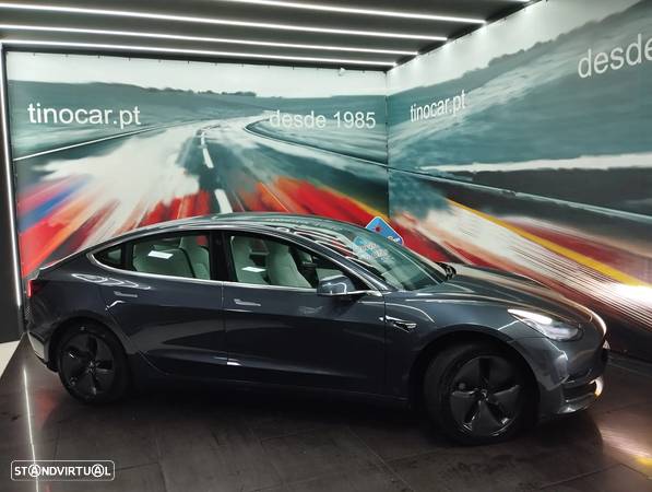 Tesla Model 3 - 6