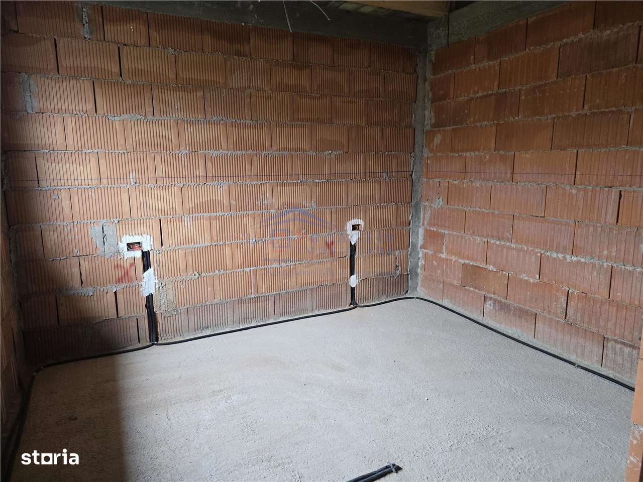 Casa tip duplex, Lisaura, C-5604 - Imagine principală: 5/9