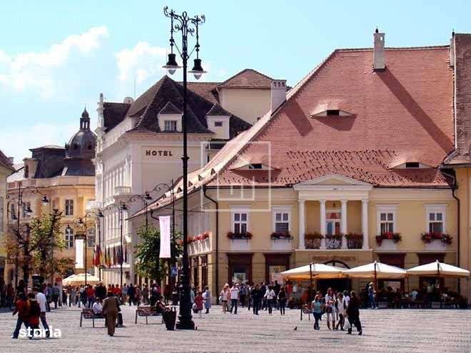 Spatiu comercial exceptional – 615 mp utili – Piata Mare, Sibiu - Imagine principală: 3/3