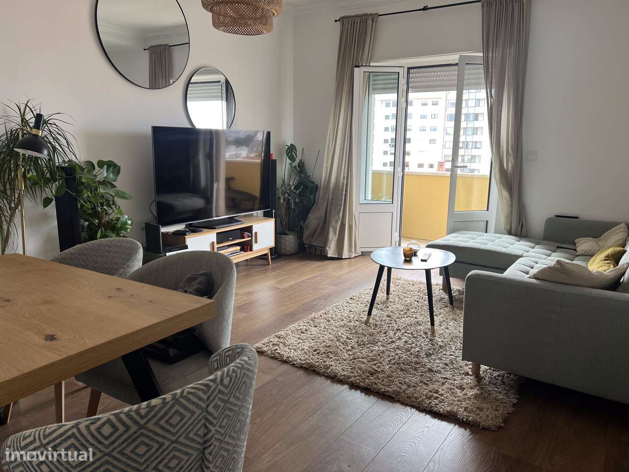 Apartamento T3, com parqueamento em Alvalade - Grande imagem: 2/20