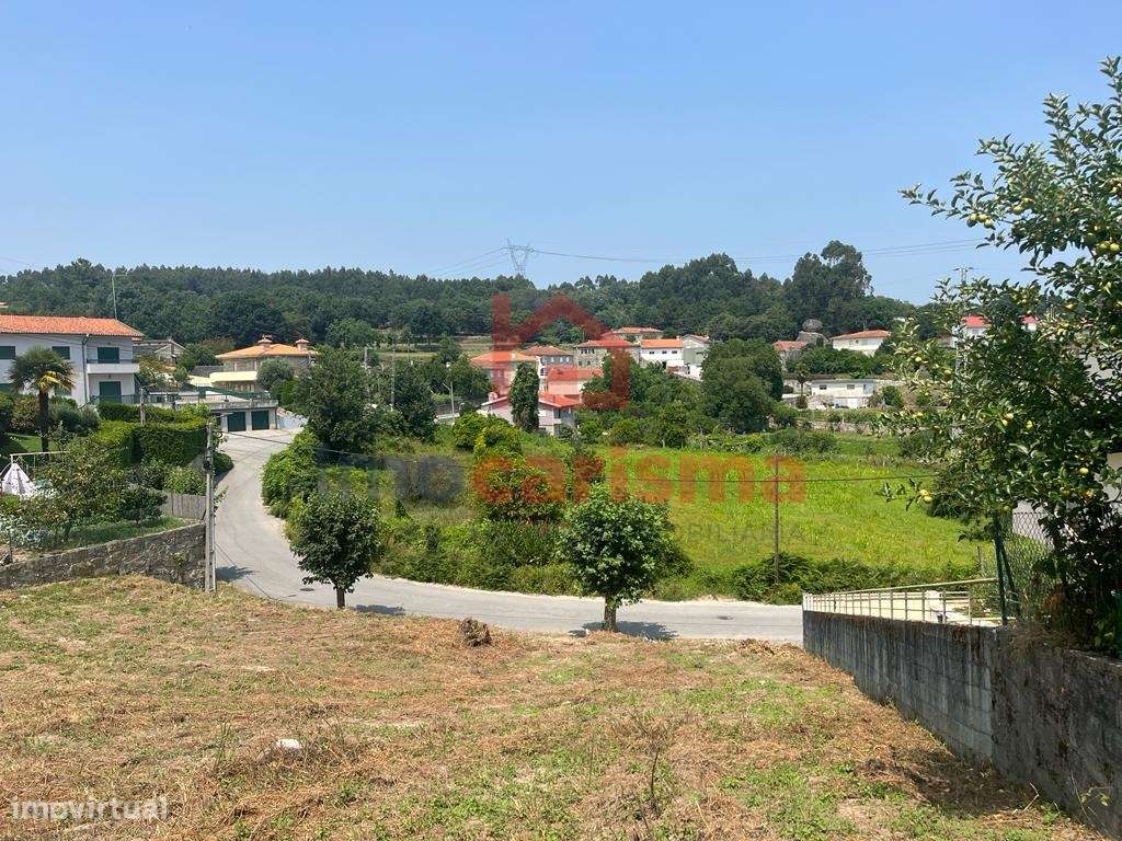 Lote de Terreno Para construção com 1.030m2 em Lordelo Guimarães - Grande imagem: 5/5