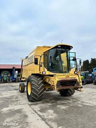 New Holland TX 65 PLUS - 3