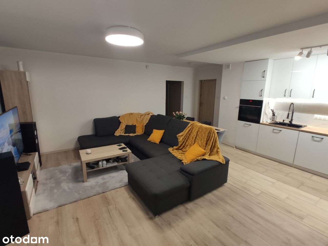 Nowoczesne mieszkanie po remoncie w doskonałej lokalizacji! - Pełny obrazek: 2/12