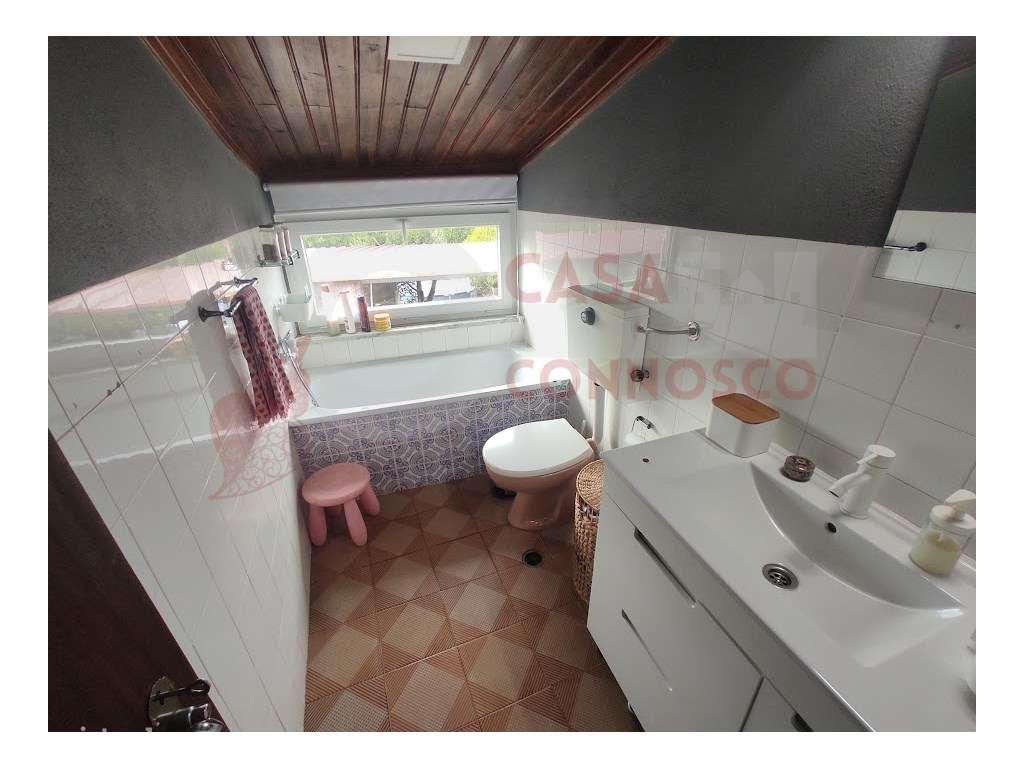 Moradia T2+1 em Zona tranquila.-15