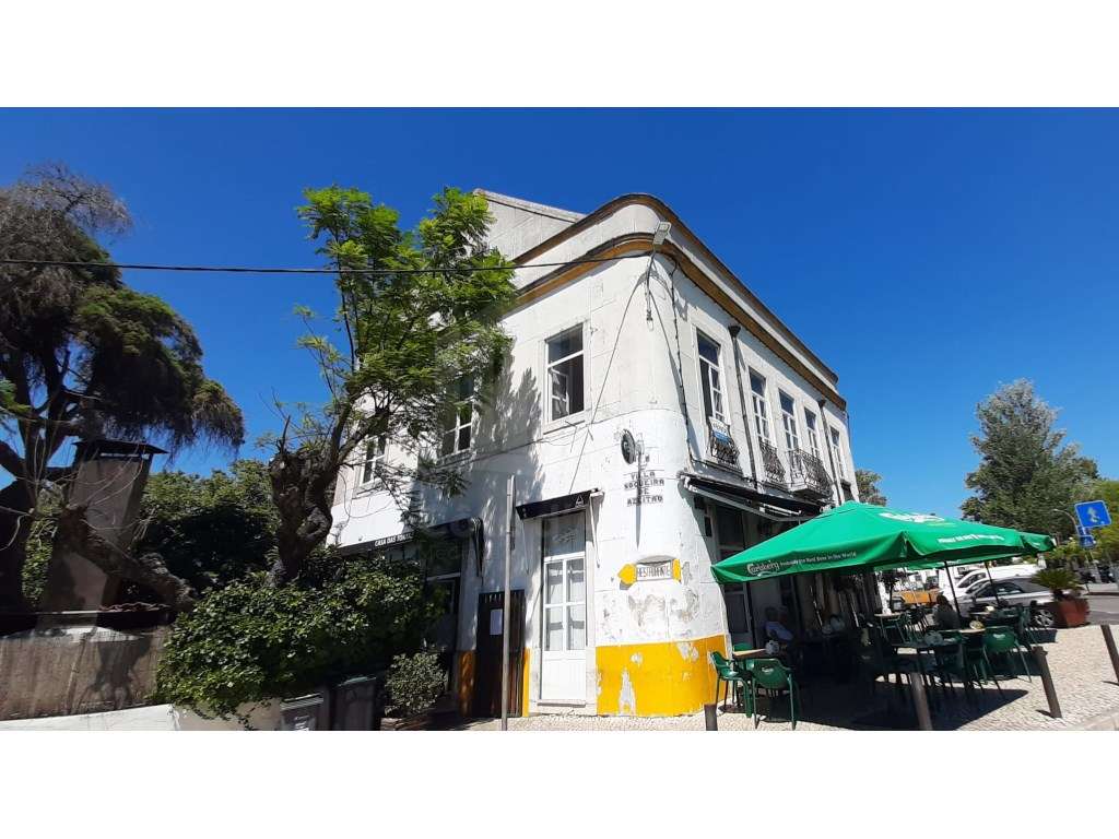 Prédio Centenário da Casa das Tortas Azeitão - Grande imagem: 2/15