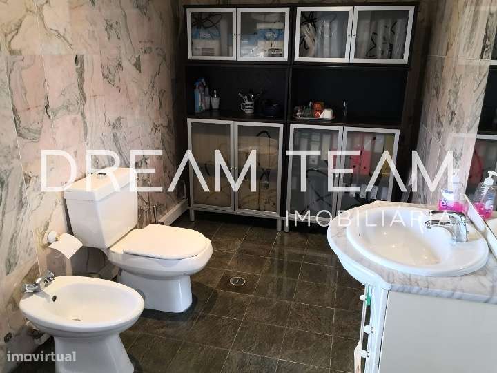 Armazém com escritório no Vale do Alecrim -  Pinhal Novo-28
