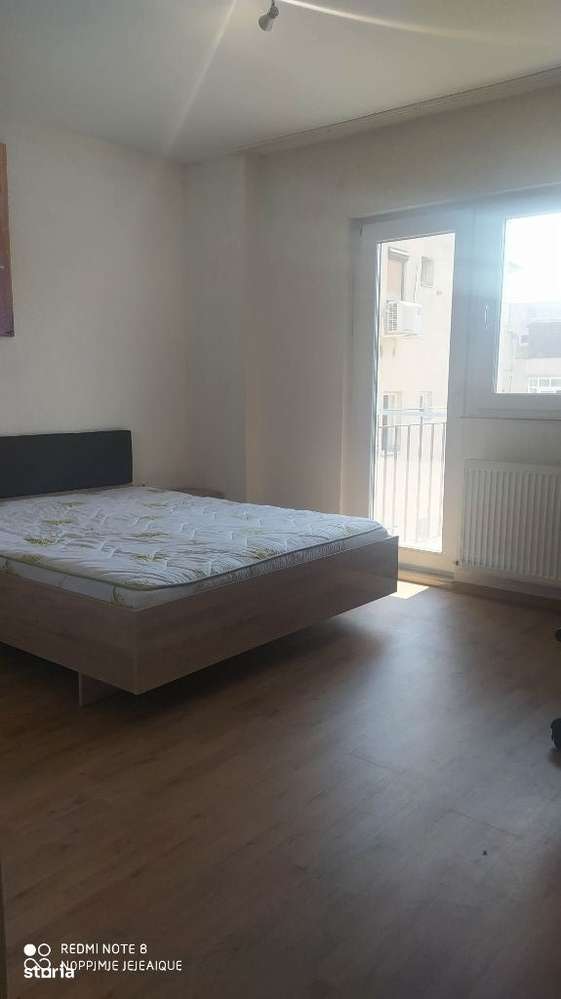 Inchiriez apartament cu 3 camere, bloc nou, centru! - Imagine principală: 5/9