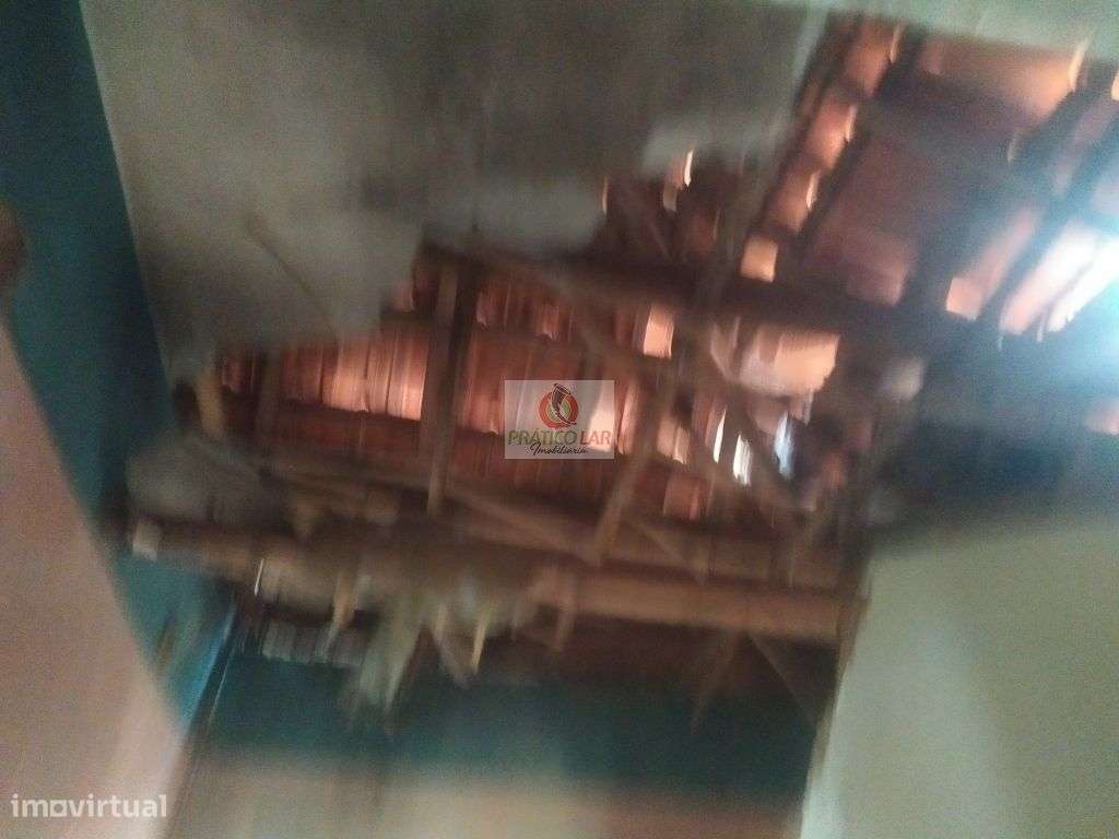 Moradia  para Recuperar no Troviscal-17