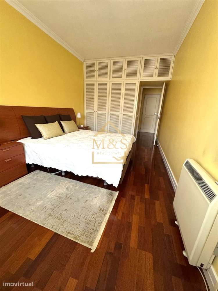 Apartamento T3 - Varandas - Garagem Box - Ramalde - Porto-11