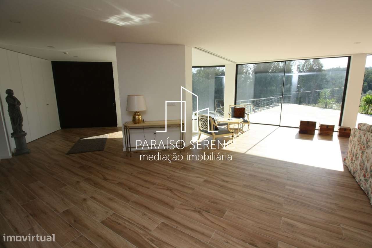 Moradia de Luxo em S. Miguel do Mato-16