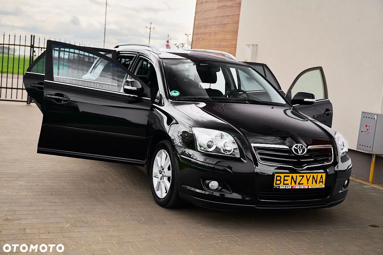 Toyota Avensis 1.8 VVT-i Combi - 19