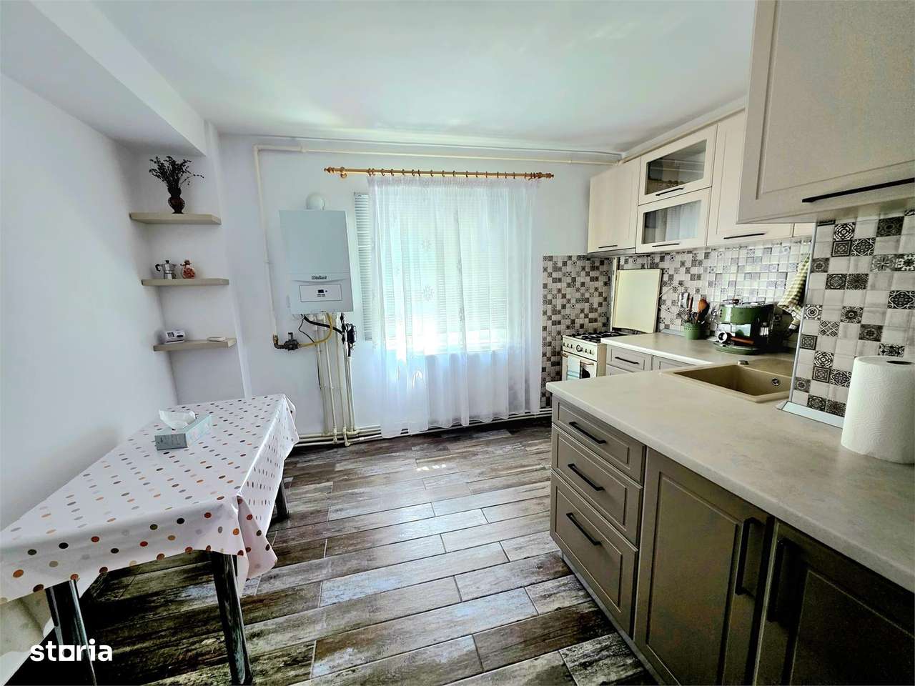 4 camere, decomandat, 100 mp, etaj 2, Dorobanti II-1