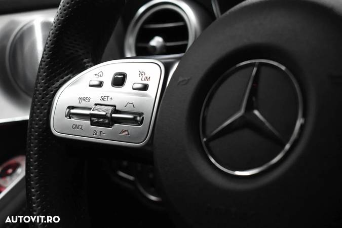 Mercedes-Benz GLC Coupe 300 d 4Matic 9G-TRONIC AMG Line - 17