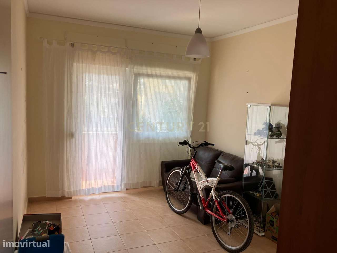 Apartamento T3 num lugar tranquilo e agradável em Linda-a-Velha, Oeira-28
