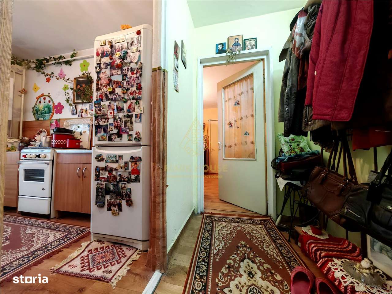 Apartament cu 2 camere de vanzare, zona Cora-2