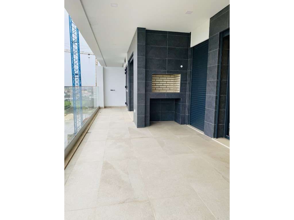 Apartamento de Luxo T3 novo em Montijo-9