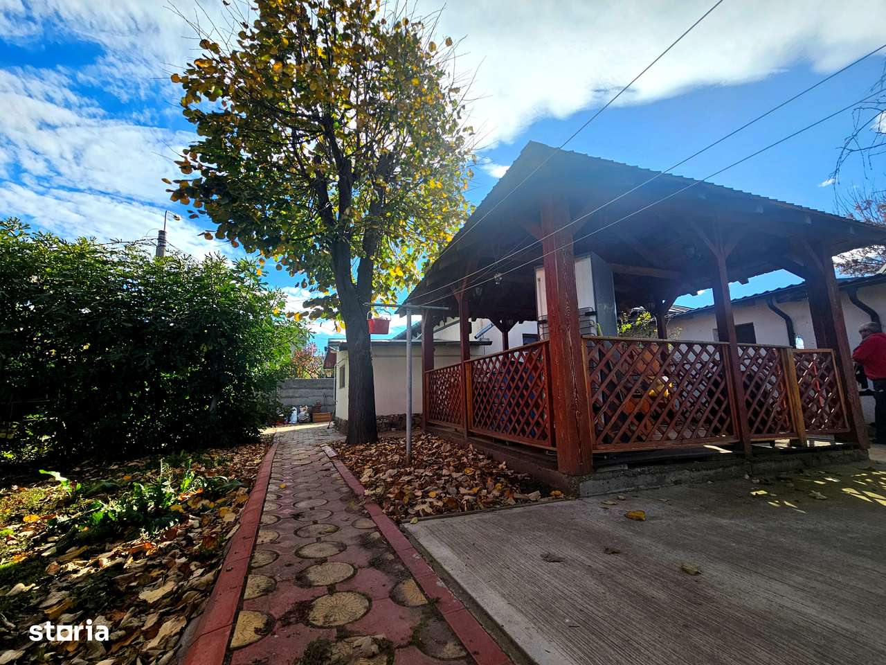 Casa vanzare 6 camere ,cu 629 mp teren zona PARCUL DE SOFT-11