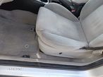 Ford Mondeo 2.0 Ghia - 8