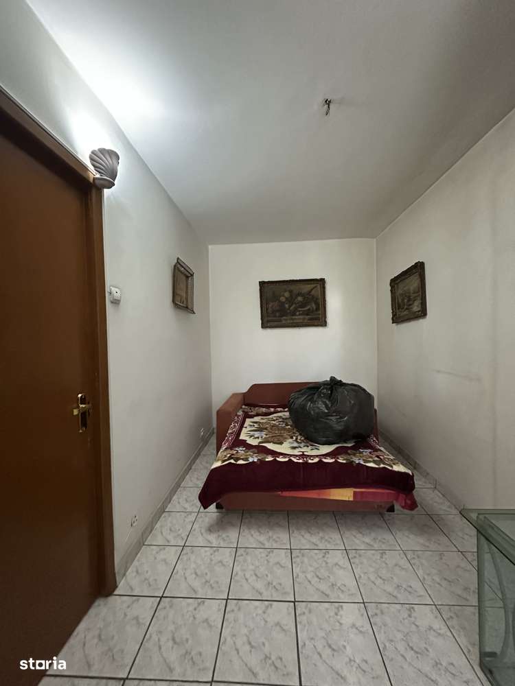 Agentia imobiliara VIGAFON vinde apartament 3 camere Malu Rosu-3