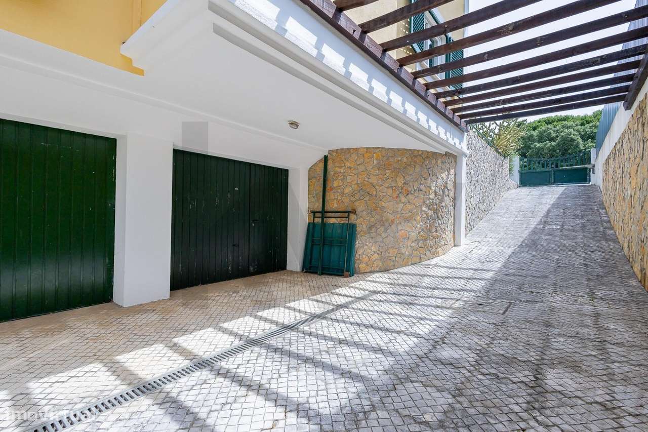 Moradia T5 com piscina junto à Quinta da Trindade / Quinta Dona Maria,-24