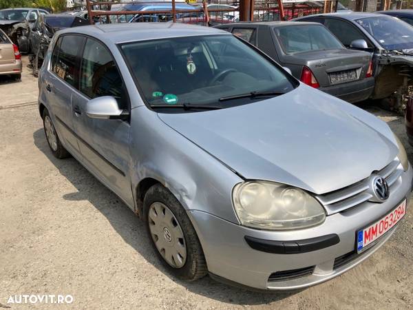 Dezmembrez VW Golf 5 V 1.9 TDI 105 CP BKC - 2