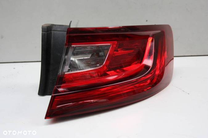 Lampa prawa tylna Renault Megane IV H/B - 1