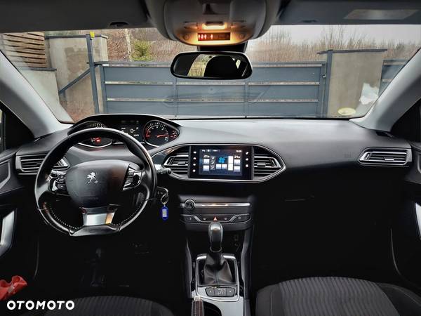 Peugeot 308 1.6 BlueHDi Active S&S EAT6 - 15