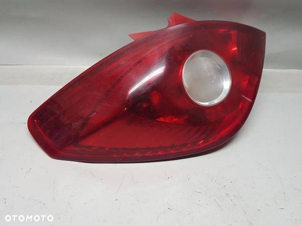 OPEL CORSA D LAMPA LEWA TYLNA 13186350 - 2