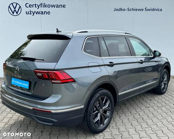 Volkswagen Tiguan Allspace 2.0 TSI 4Mot Life DSG - 4