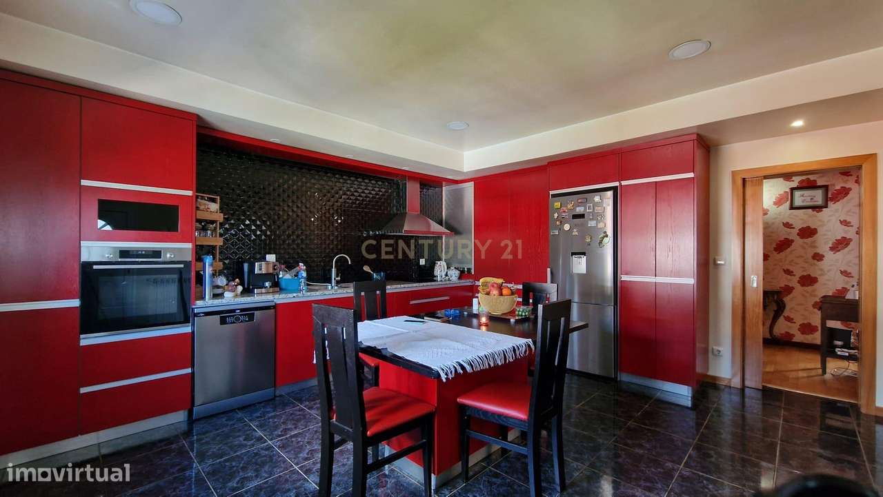 Fantástica moradia com 5 quartos, situada em Prozelo, Arcos de Valdeve - Grande imagem: 4/33