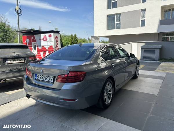 BMW Seria 5 518d Touring Aut. - 4