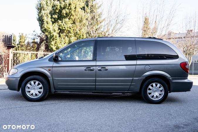 Chrysler Grand Voyager 2.8 CRD Limited S&G - 12