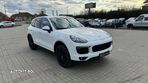 Porsche Cayenne 3.0 L V6 - 2