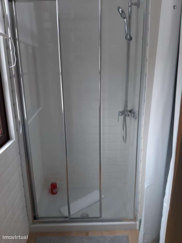 Apartamento com 1 quartos - localizado em Cedofeita Porto - Grande imagem: 5/6