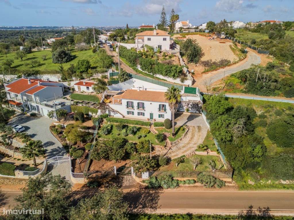 Boliqueime - Moradia Isolada T2+1 com vista campo - Grande imagem: 2/44