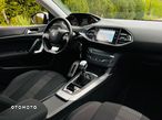 Peugeot 308 SW PureTech 130 Stop & Start Allure - 27