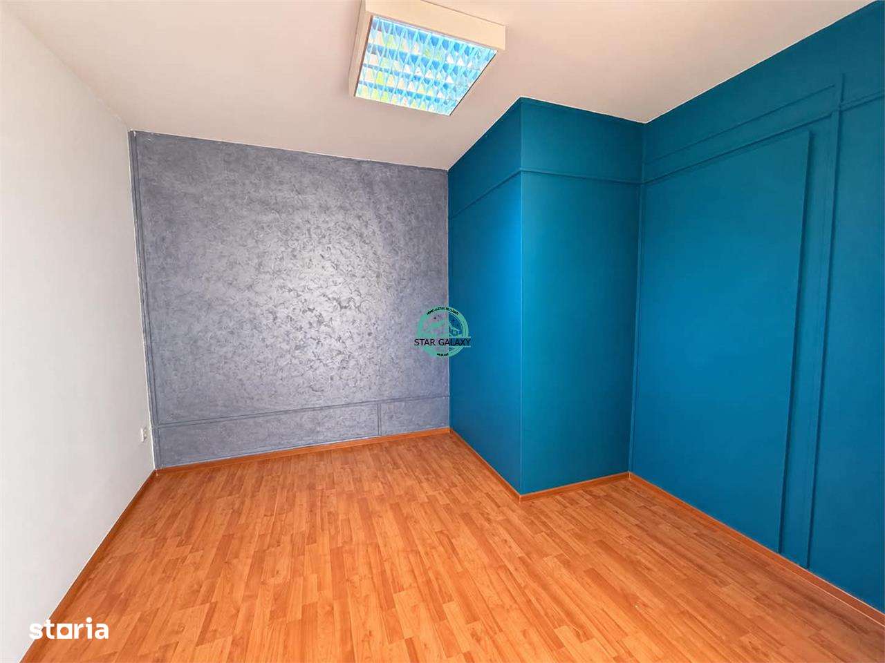 Vand spatiu comercial in Tudor, Blv. Pandurilor suprafata utila 33 mp-2