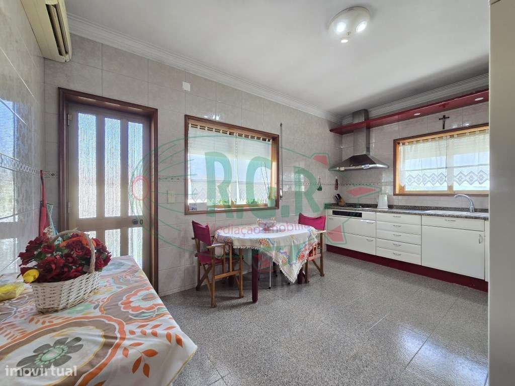 MORADIA T3 | 4 FRENTES | SÃO COSME-19