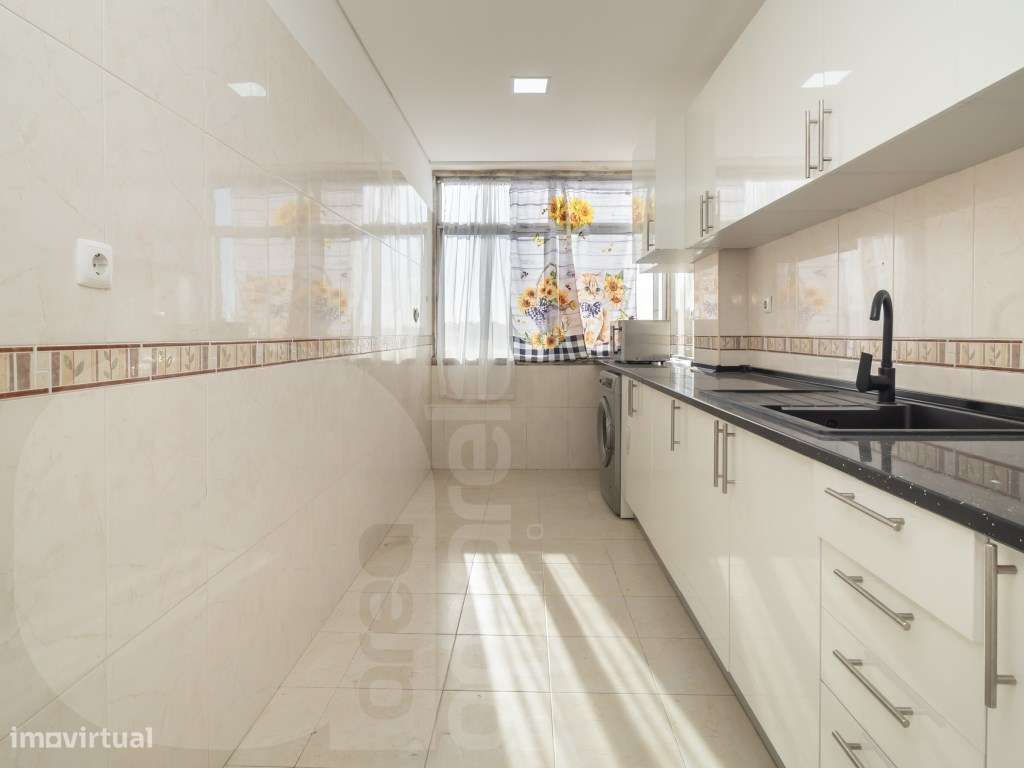 Apartamento T2 com Vista Baía - Torre da Marinha | Seixal.. - Grande imagem: 4/15