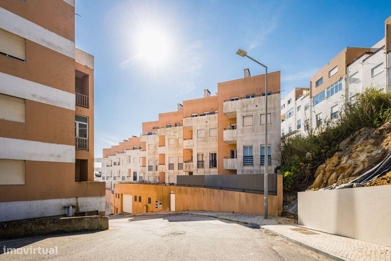 T2 na Nazaré com boas áreas e lugar de garagem-21