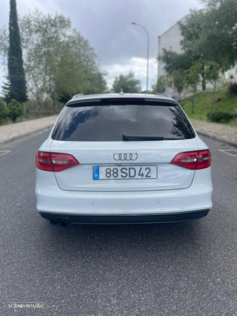 Audi A4 Avant 2.0 TDI S-line - 4