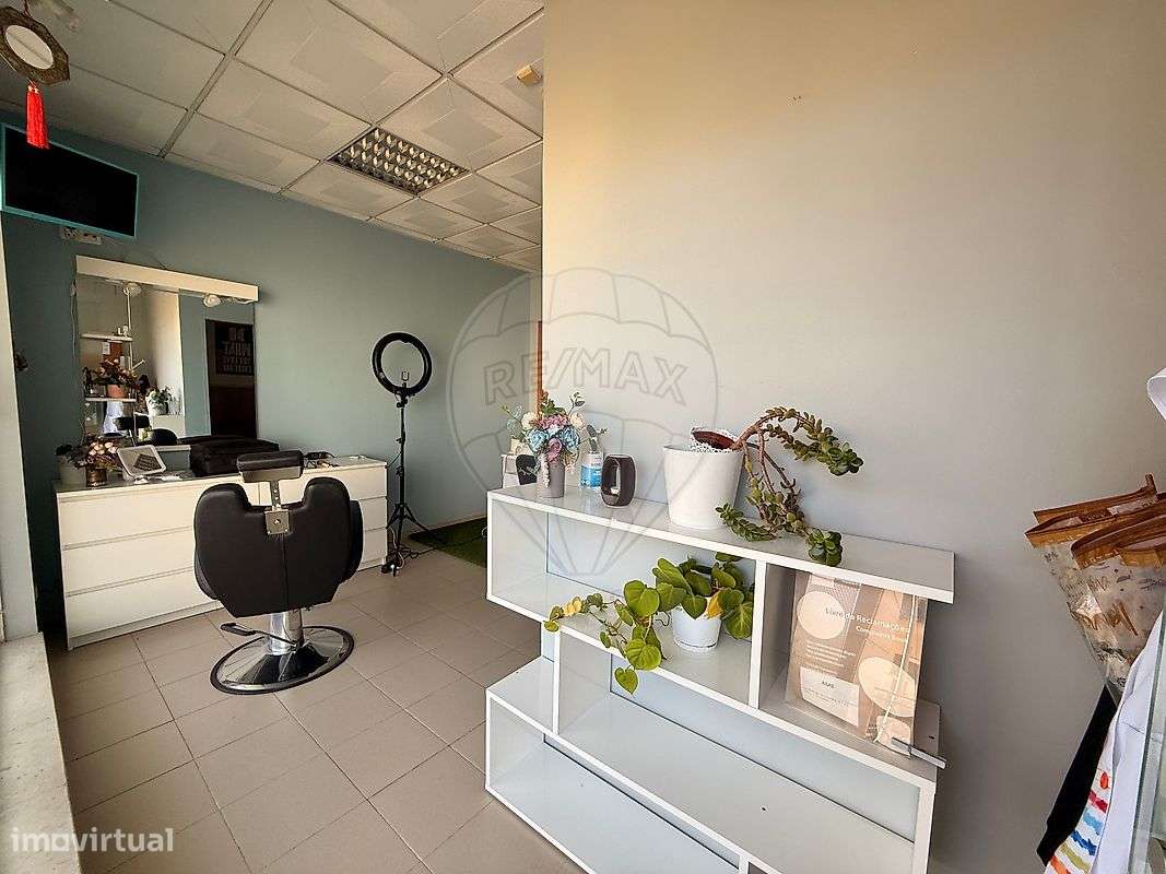 Loja  para arrendamento - Grande imagem: 2/10