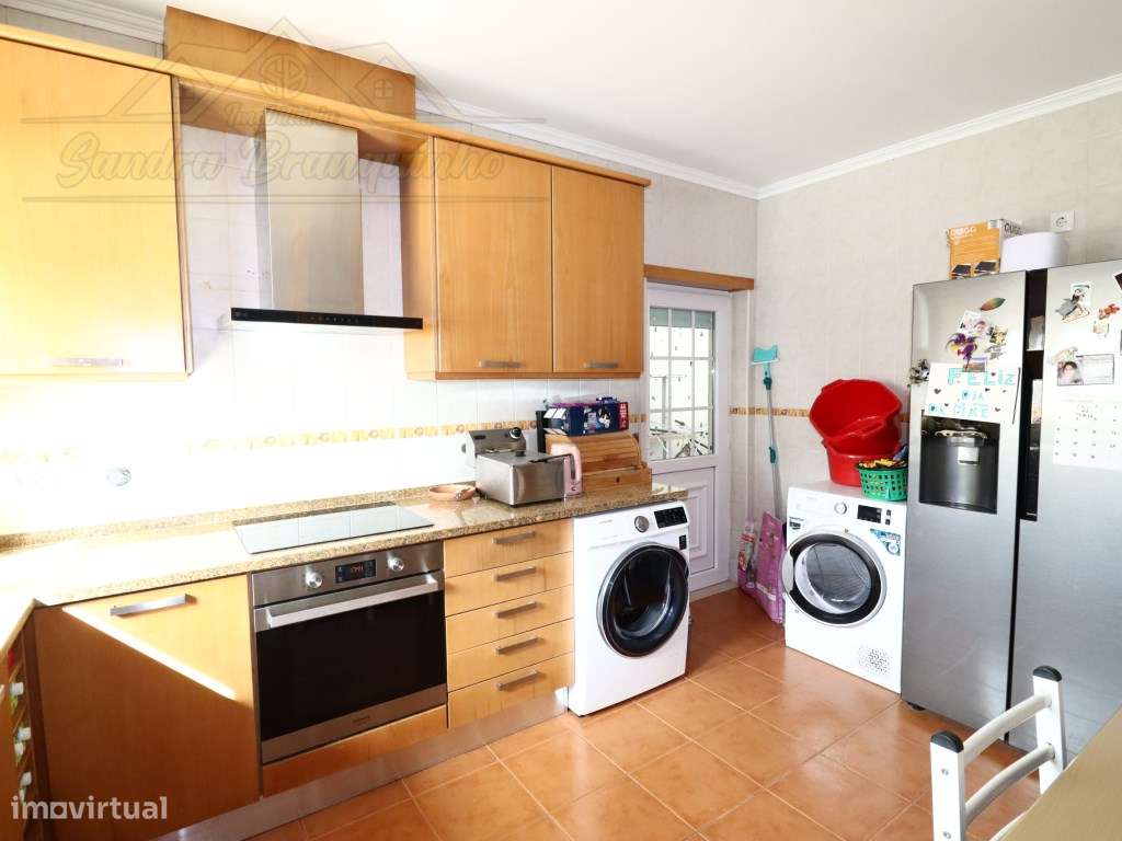 Moradia T3 com garagem e logradouro-8