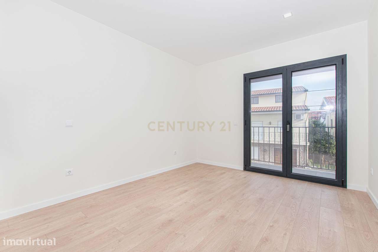 Moradia Geminada nova construção T4+1 com rooftop e masterbox (Coimbra - Grande imagem: 5/40