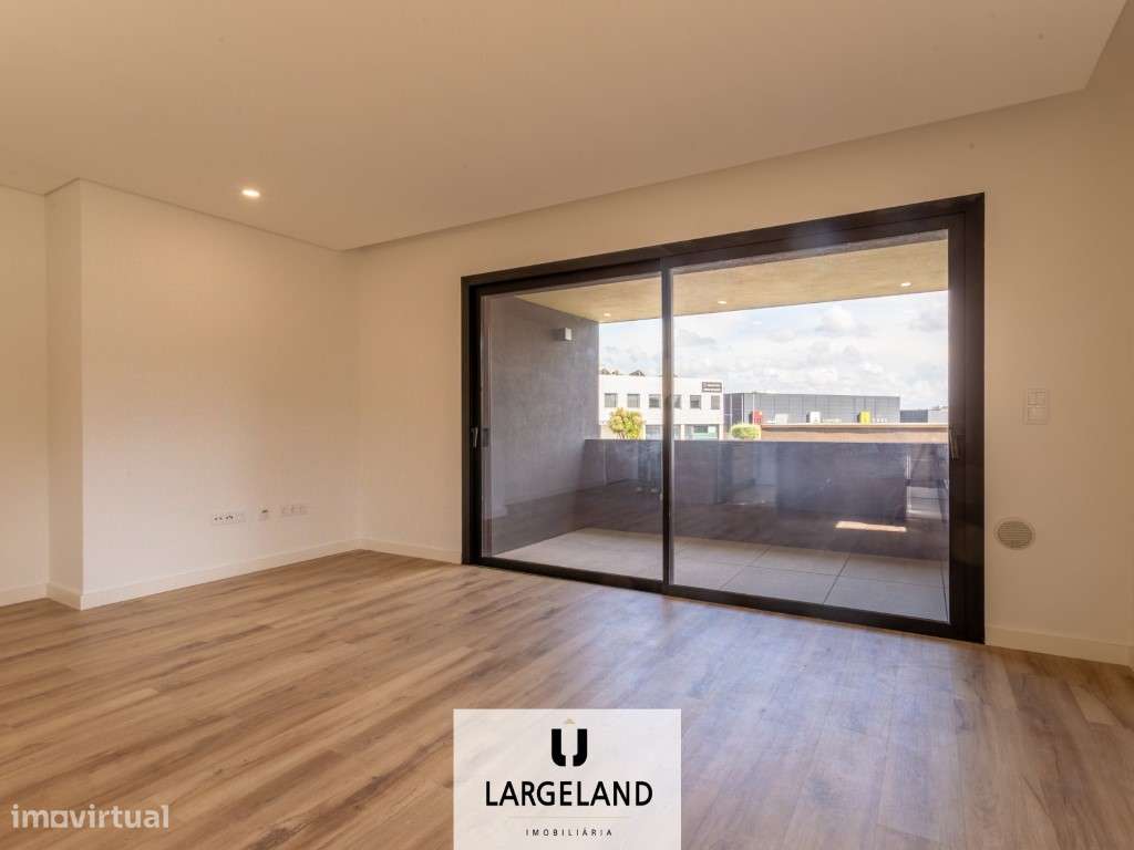 Apartamento T2 - Santa Maria da Feira-5
