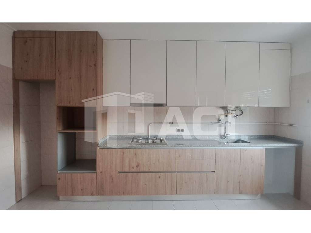 Apartamento T2- GUIA - Grande imagem: 4/17