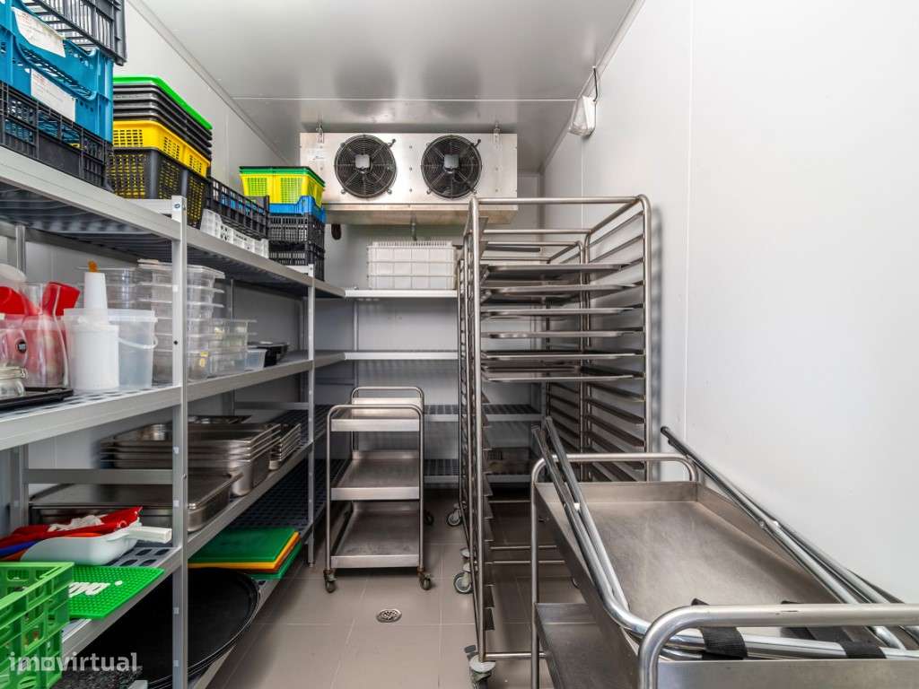 Edifício 1ª linha de mar - Peniche - opções múltiplas de investimento-45