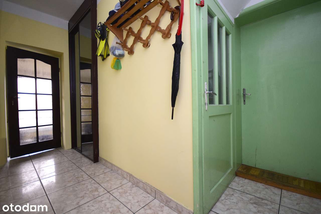 Zamieszkaj w centrum Jaworzna! Idealna okazja na własny dom!-7